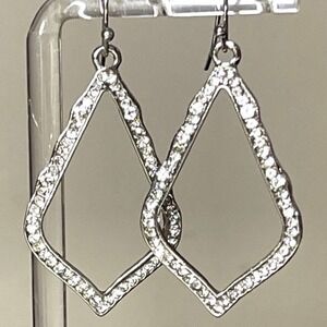 NEW Kendra Scott Sophee Crystal Drop Earrings in Silver Tone Jewelry Lot AU30